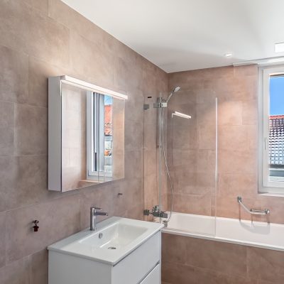 Badezimmer mit Badewanne 3.5 Zimmerwohnung